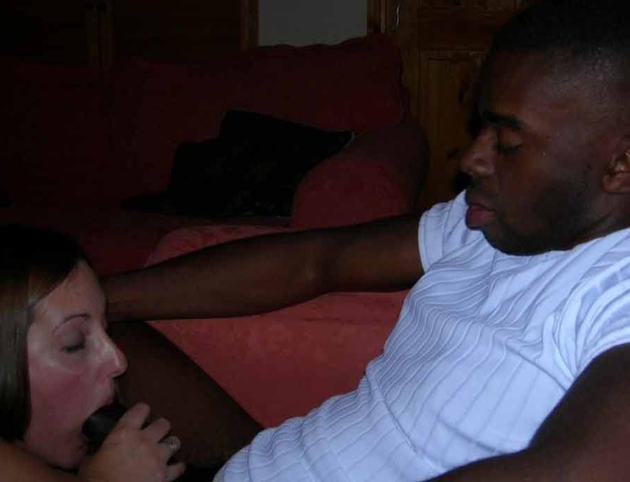 15P Amateur bbw girlfriend taking black cock