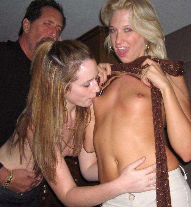 15P Really drunk amateur girlfriends going wild