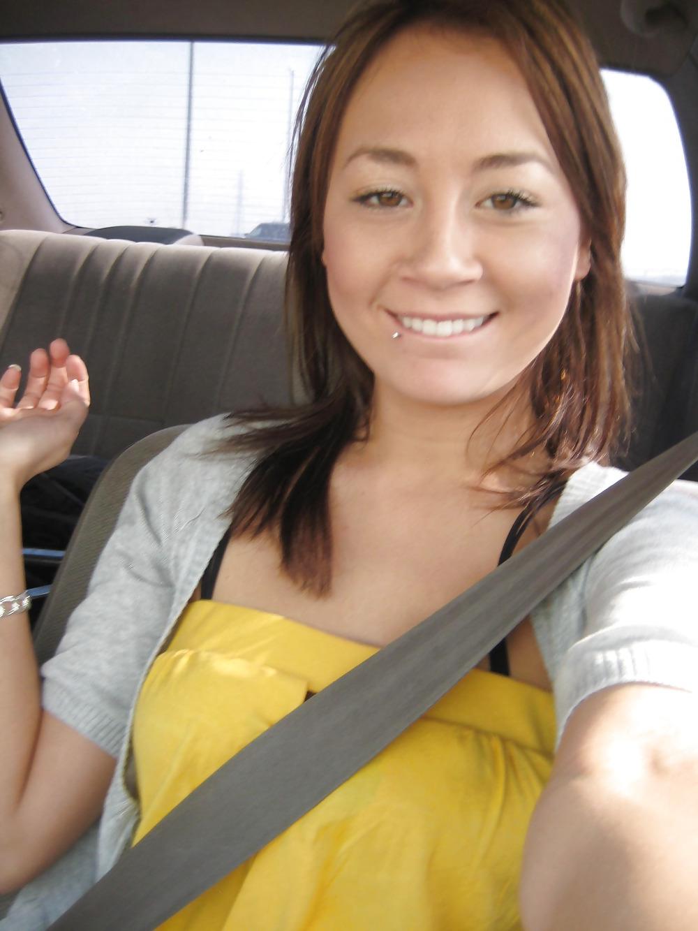 25P Amateur Asian goes naked