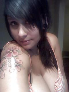 25P Big Boobed Brunette Self Shot Amateur Hottie #1