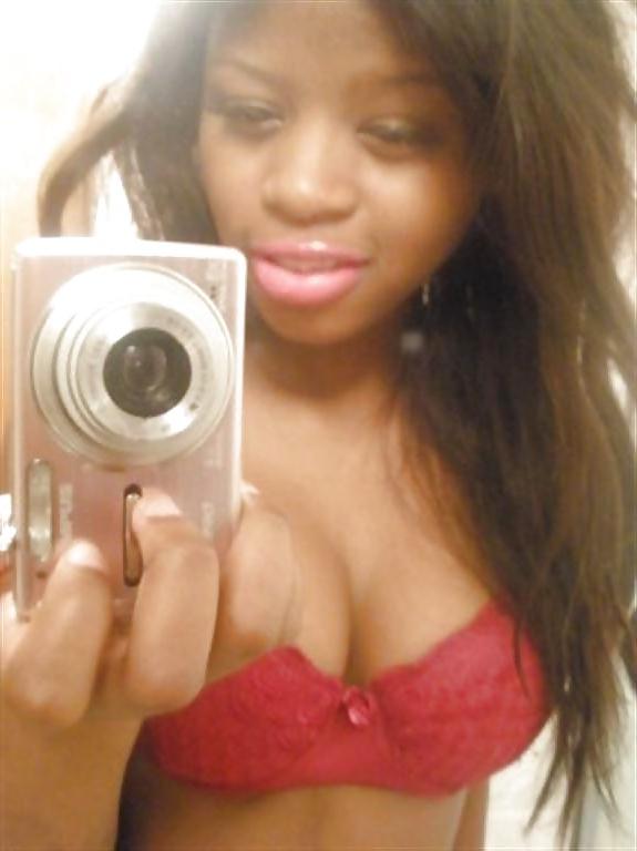 25P Amateur Black Girls 6