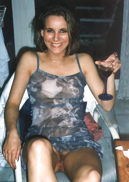 25P Amateur Upskirts 3
