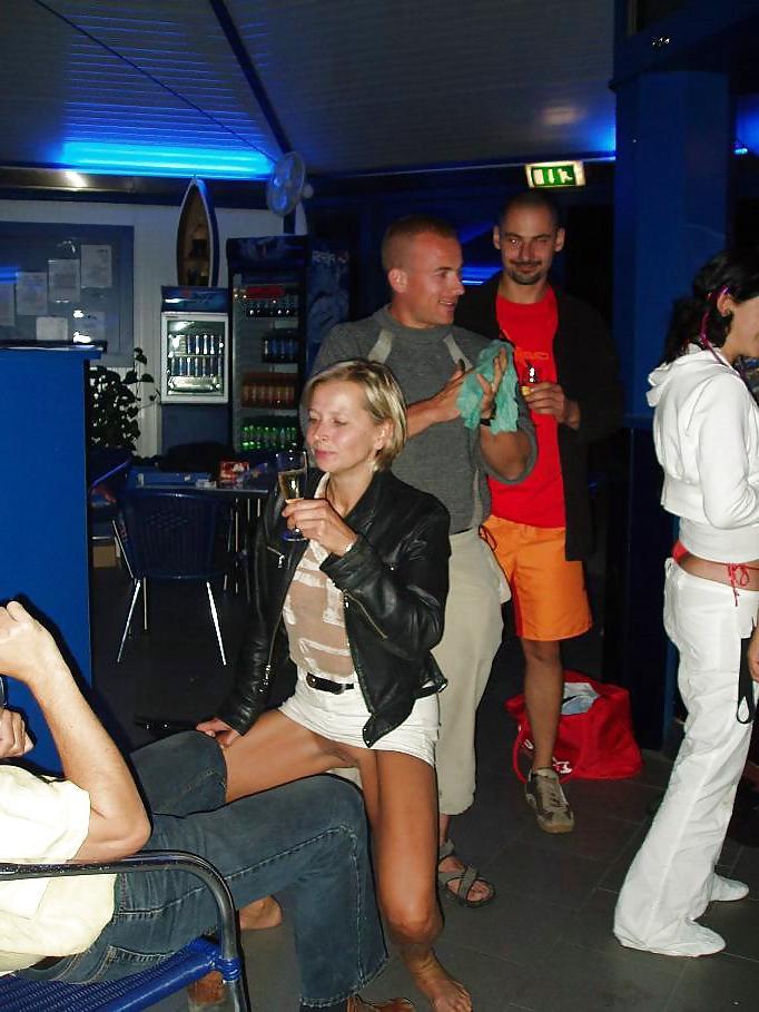 25P Amateur Upskirts 3