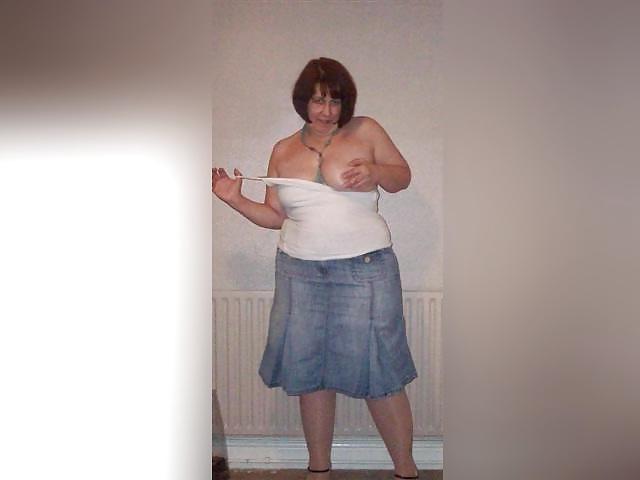 25P Amateur Mature Slut from Nottingham,U.K