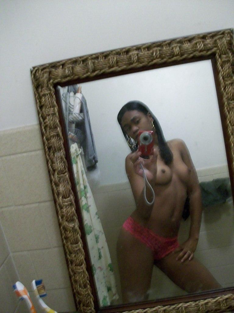 25P Ebony Amateur Selfshots