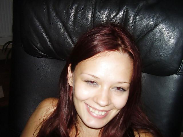25P Sexy and Hot Amateur Teeny Bitch ... !!!