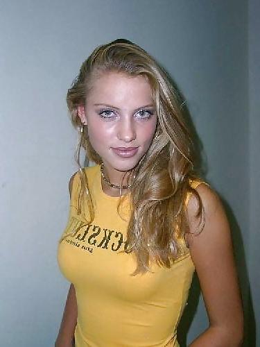 25P Non nude amateur teens posing! -MM-