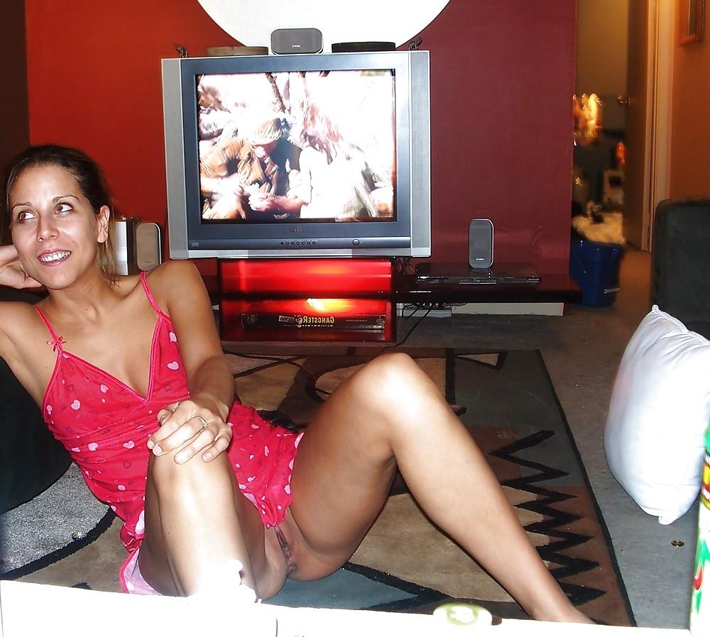 25P Amateur Upskirts 5