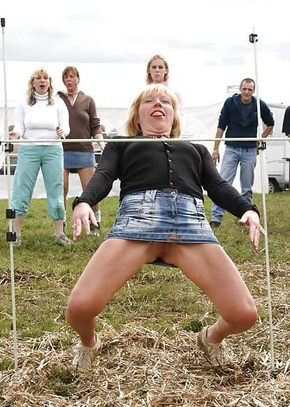 25P Amateur Upskirts 4
