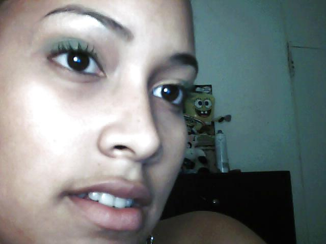 25P Puerto Rican Amateur Girl (La3menda)