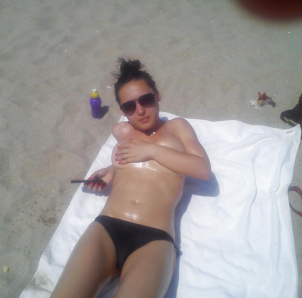 24P Bulgarian amateur girls tits pt.9