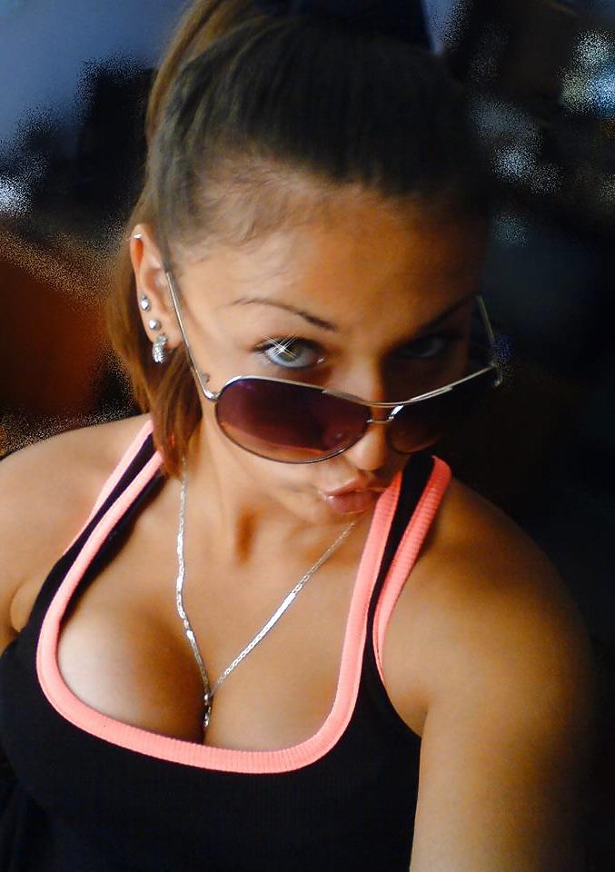 24P Bulgarian amateur girls tits pt.9