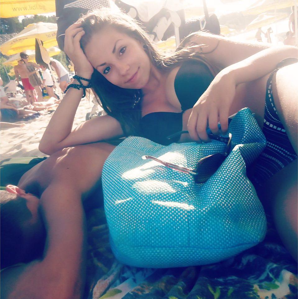 24P Bulgarian amateur girls tits pt.9