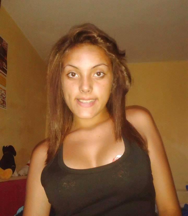 24P Bulgarian amateur girls tits pt.9