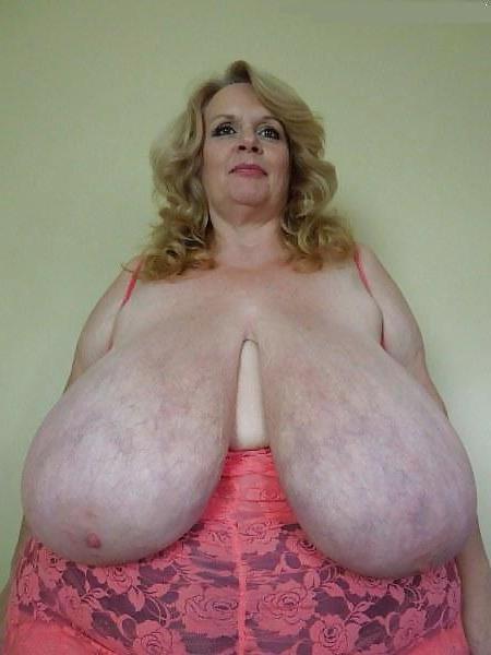17P AMATEUR MATURES GRANNIES BBW BIG BOOBS BIG ASS 9