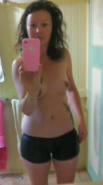25P Selfie Amateur Milfs and Mature - vol 3!