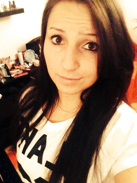 24P Sexy german amateur Facebook girls teens sluts