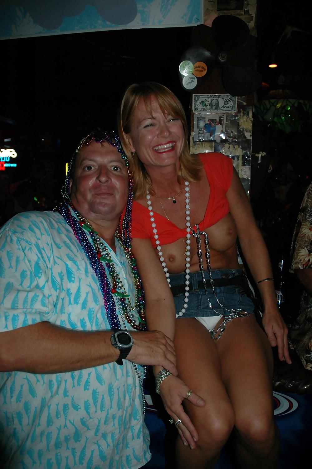 25P Amateur matures out and about with their tits hanging out 10