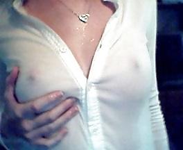 24P Wet T-shirt amateur teen girls tits sexy shower