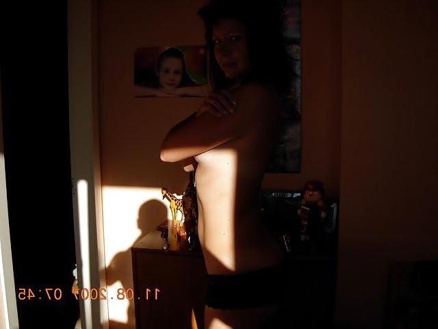 25P Sexy Amateur Mature With Small Tits SeT (Simon1988)