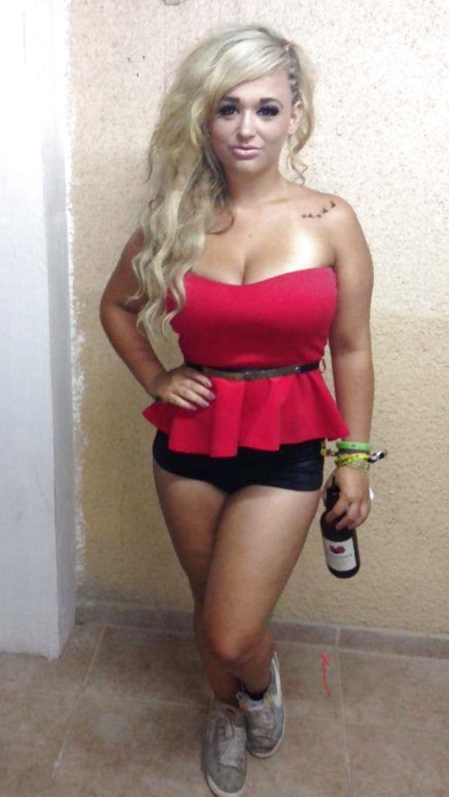 25P Amateur Uk Sluts, Teens, Chavs, Slags, Gypsy Girls, Bimbos