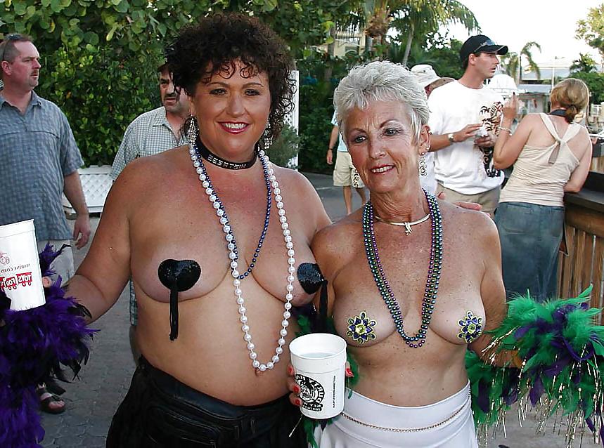 24P Amateur matures out and about with their tits hanging out 9
