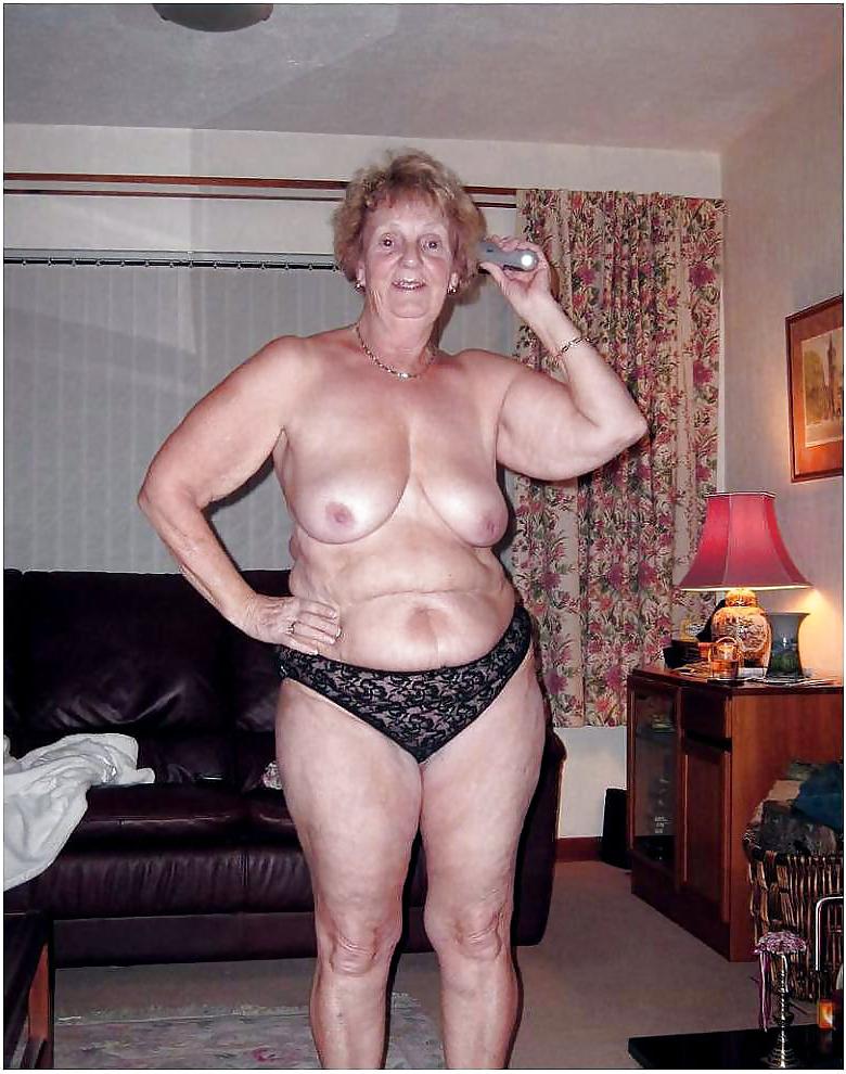 25P Amateur Granny & Mature Mix 3