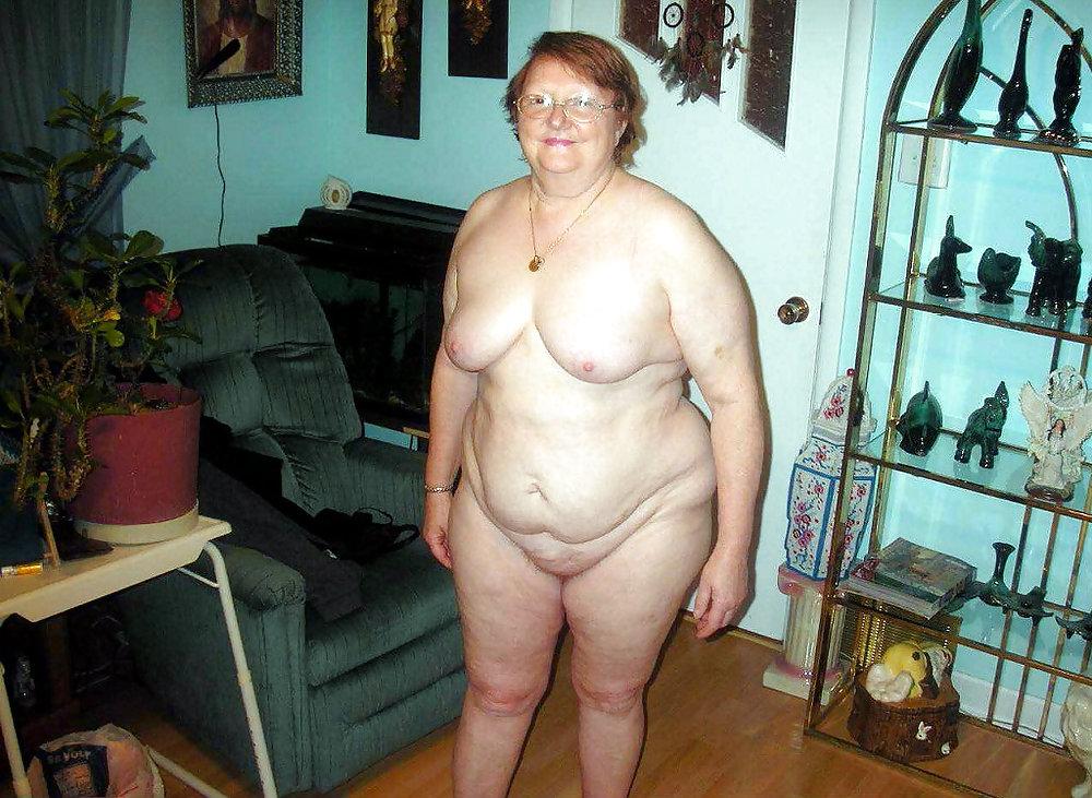 25P Amateur Granny & Mature Mix 3