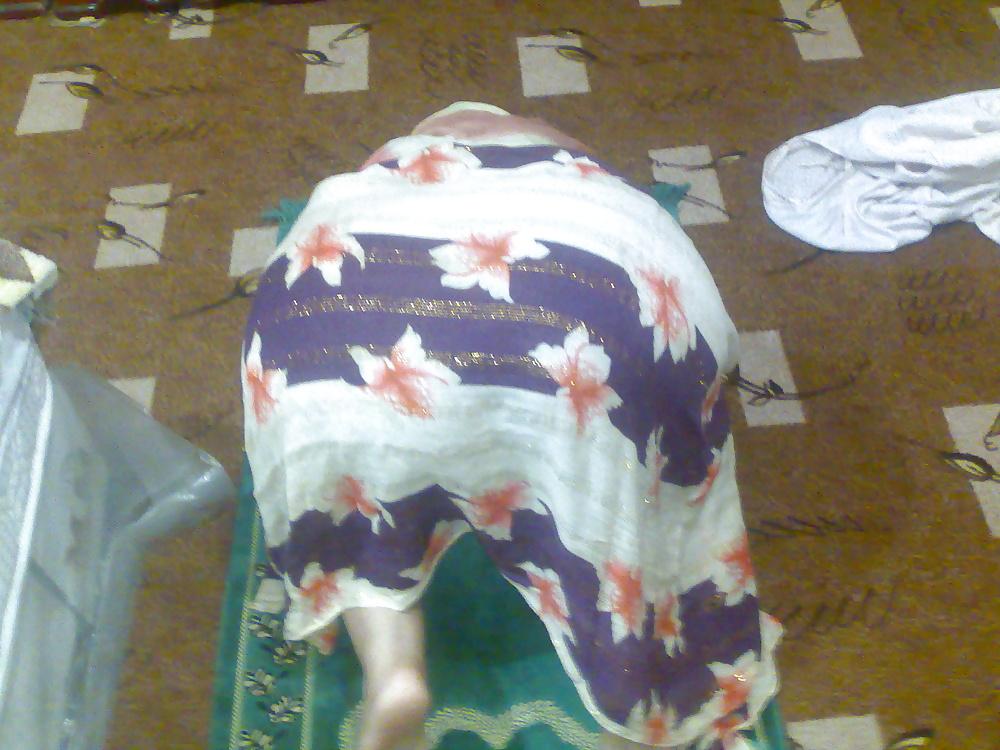 19P ARAB AMATEUR MUSLIM BEURETTE HIJAB BNAT BIG ASS vol.10