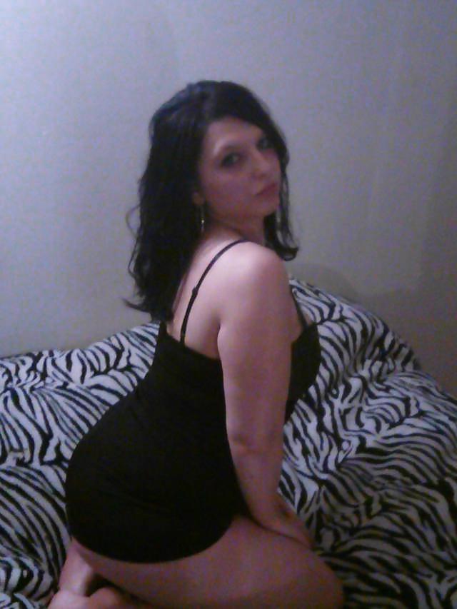 25P Amateur White Slut Wives 3