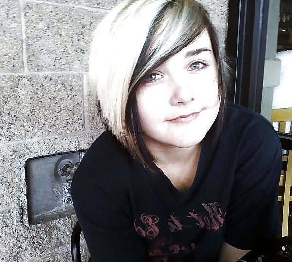 25P Chubby Amateur Teen
