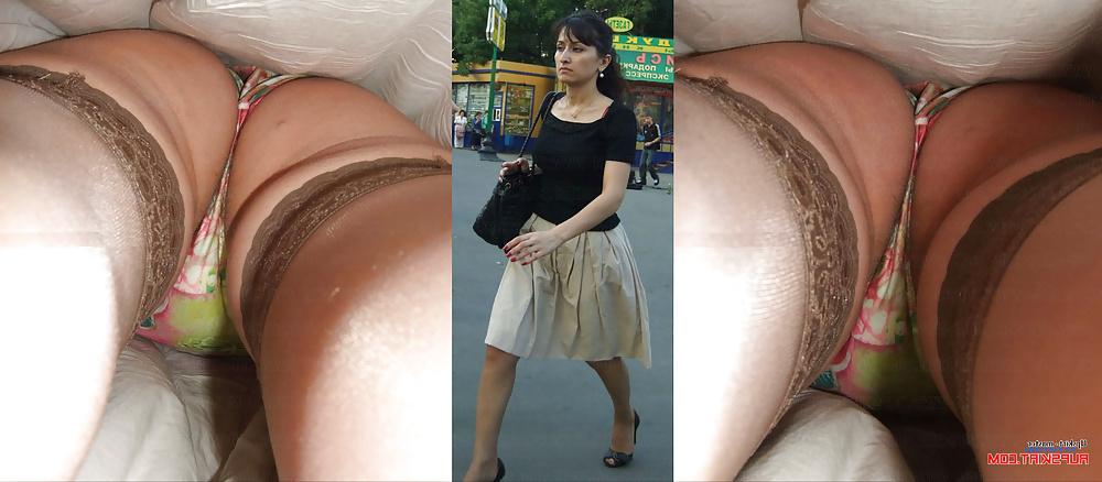 25P Candid upskirt amateur 2