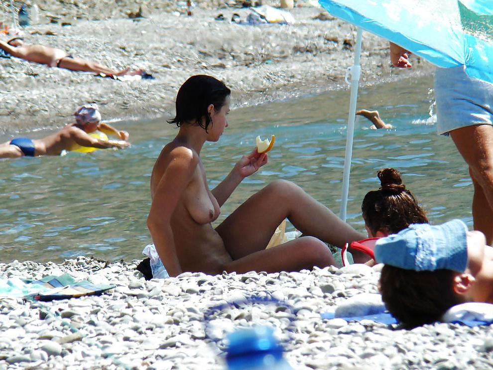 25P Amateur teens by ocb-beach part1