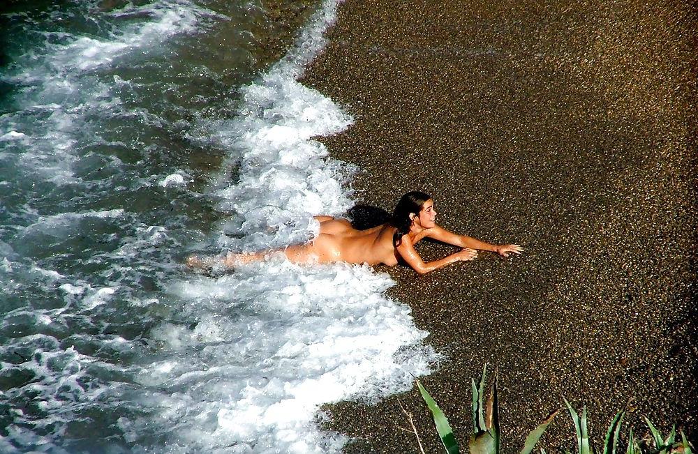 25P Amateur teens by ocb-beach part1