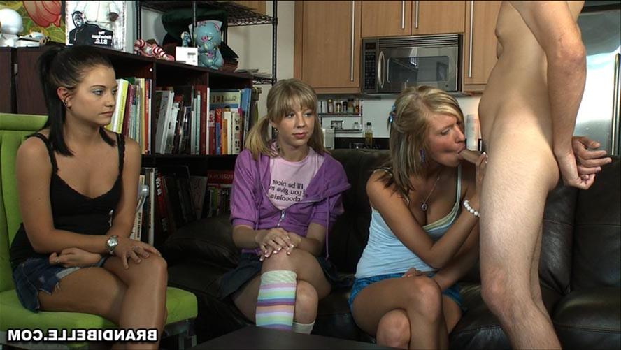 16P Dirty amateur teens sucking and fucking hard together