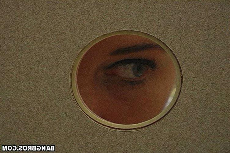 17P Amateur teen Brandi Belle gives handjob at the glory hole