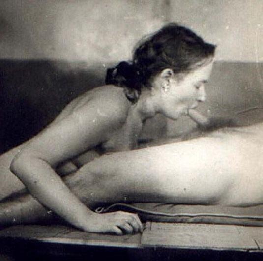 25P Pics I Like 2122 - Vintage Blowjobs