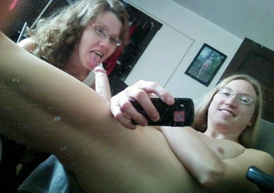 25P Selfie Amateur Couples - Down and Dirty! - 21!