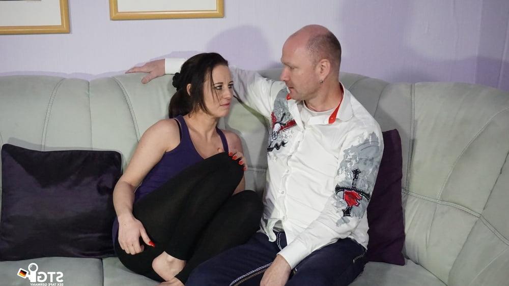 10P Naughty German Couple It's Having Some Fun On Cam Sex