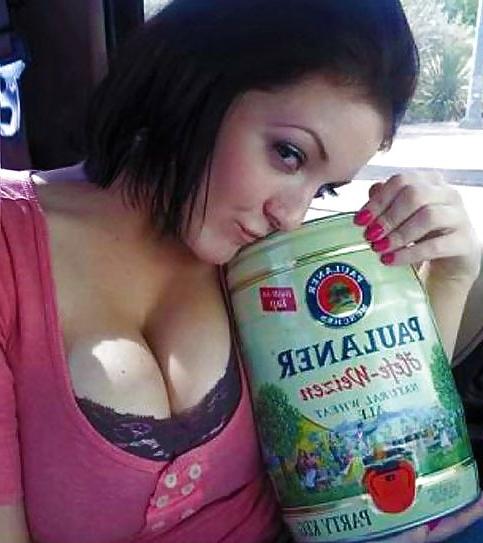 25P Winter pierzina - big boobs internet amateur model