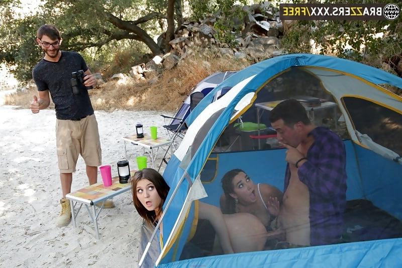 15P Brazzers porn pics April 9