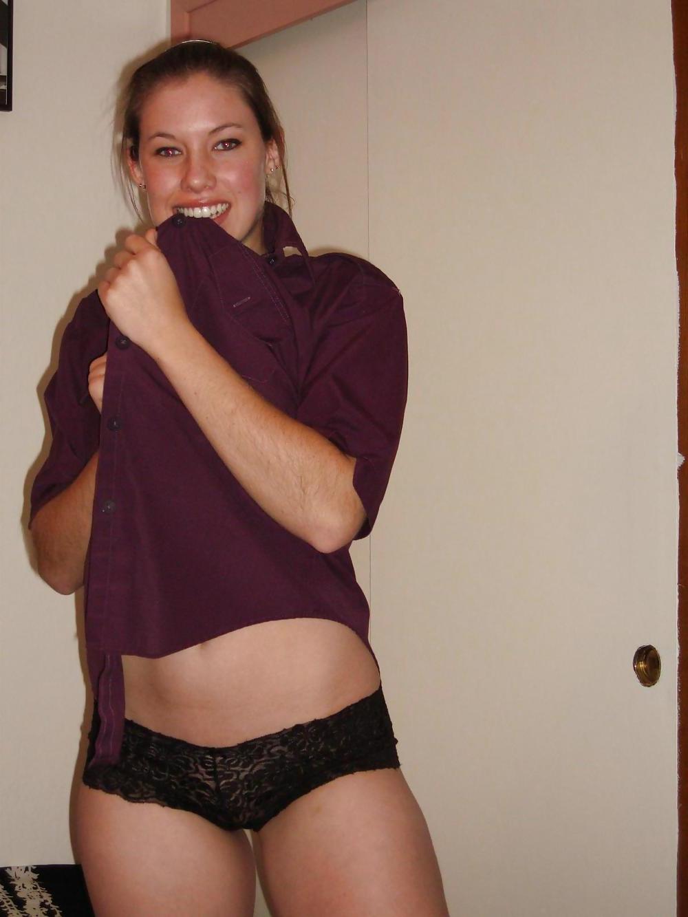 25P AMATEUR BEAUTY POSING