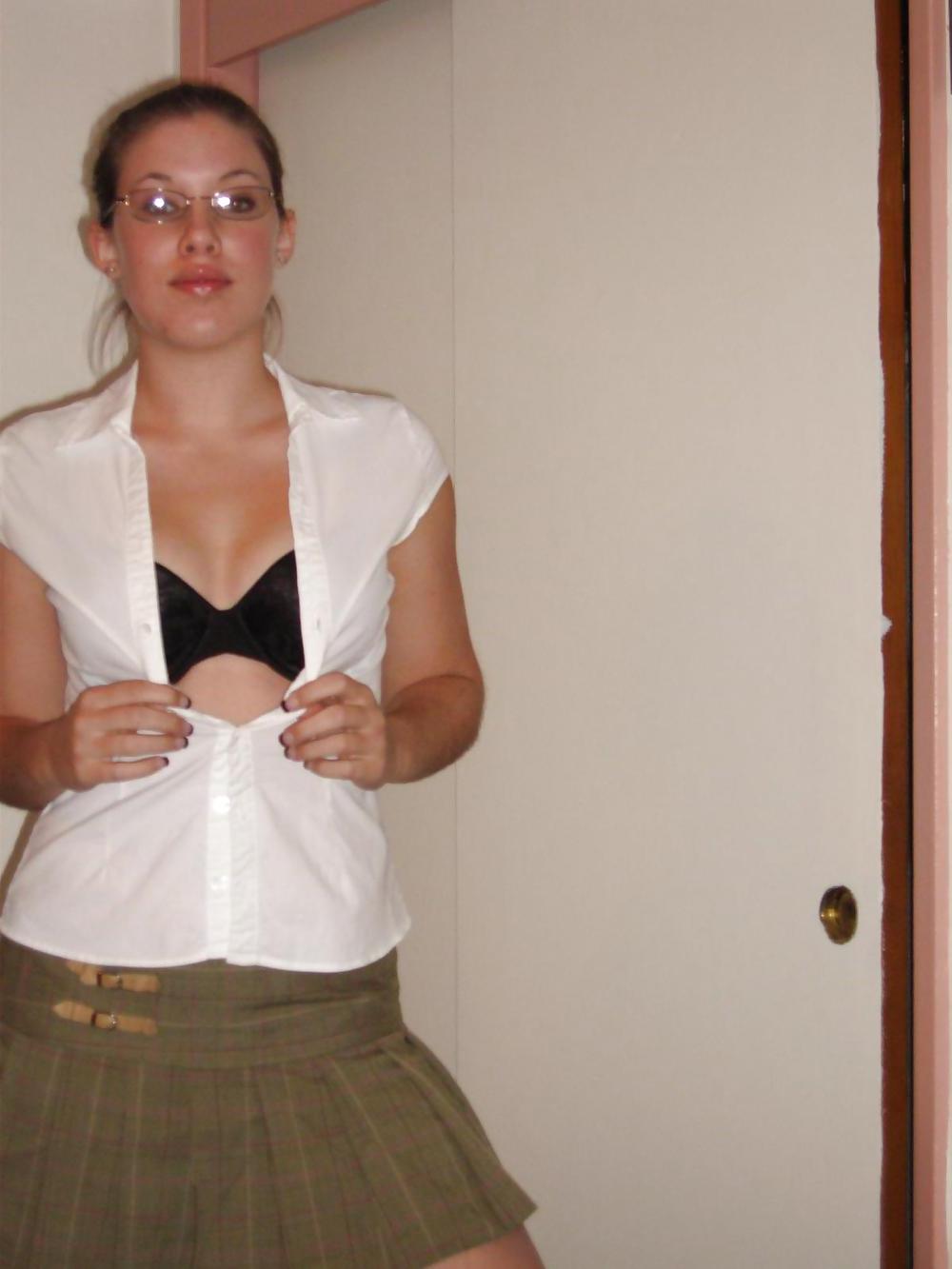 25P AMATEUR BEAUTY POSING