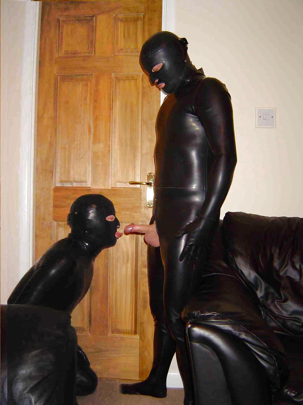 25P Amateur in Latex
