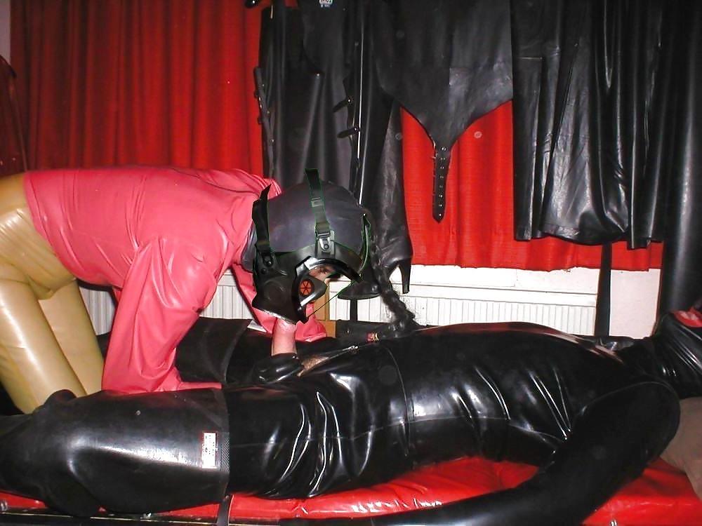 25P Amateur in Latex