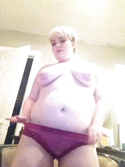 25P Amateur BBW - Short Hair.