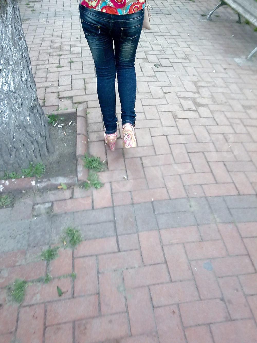 12P Turkish ass amateur