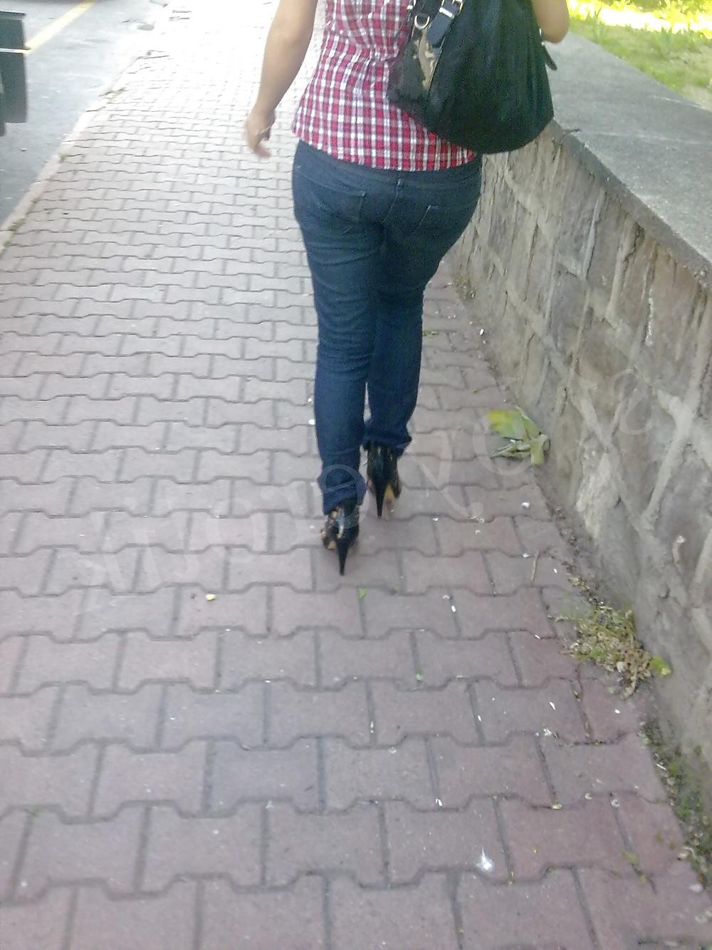 12P Turkish ass amateur