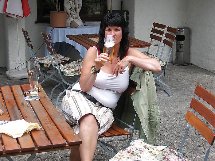 25P Sexy dutch amateur mother Marjanne from facebook