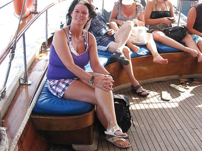 25P Sexy dutch amateur mother Marjanne from facebook